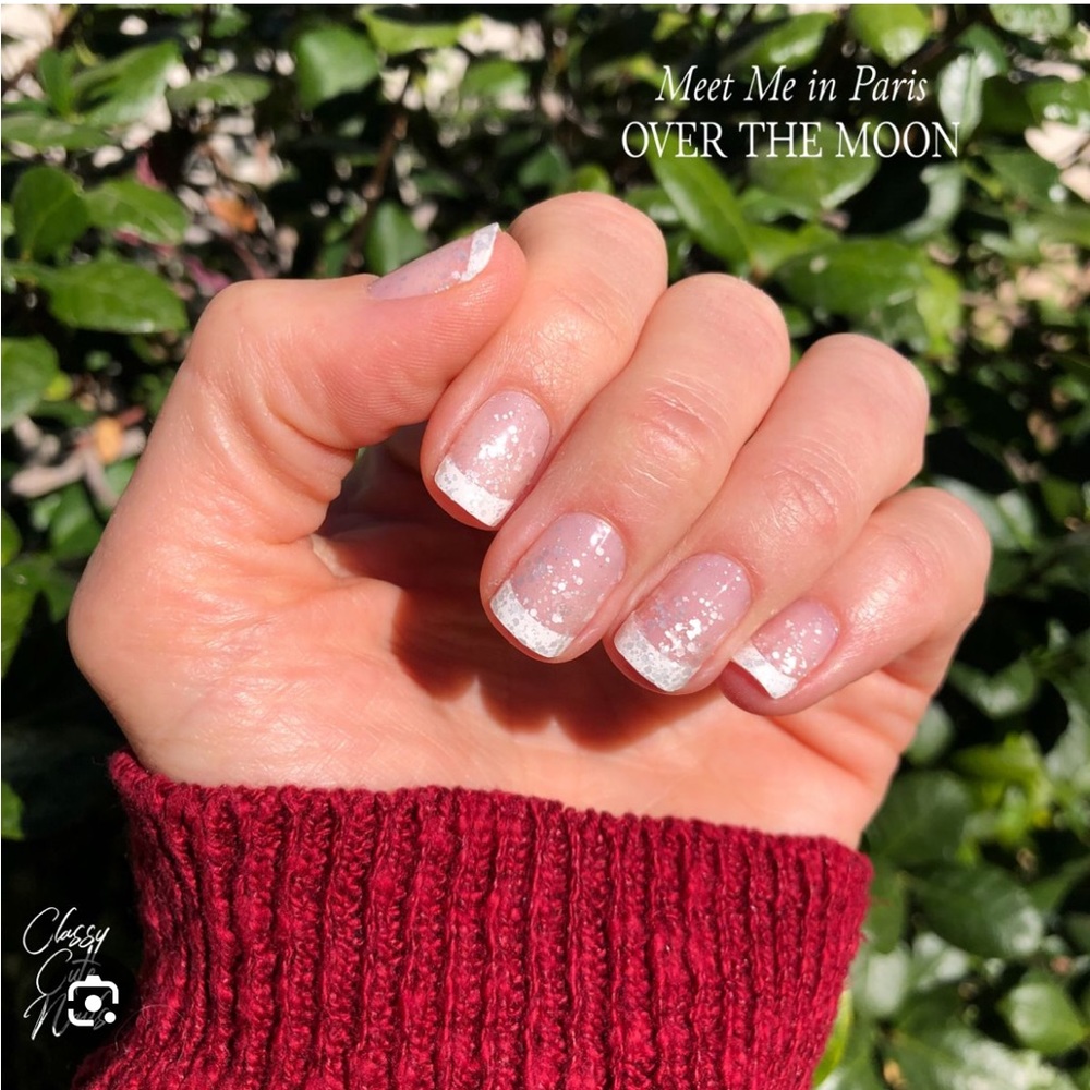 *Retired* Color Street: Over the Moon | White Glitter-Dipped Overlay Sparkle - Picture 5 of 11
